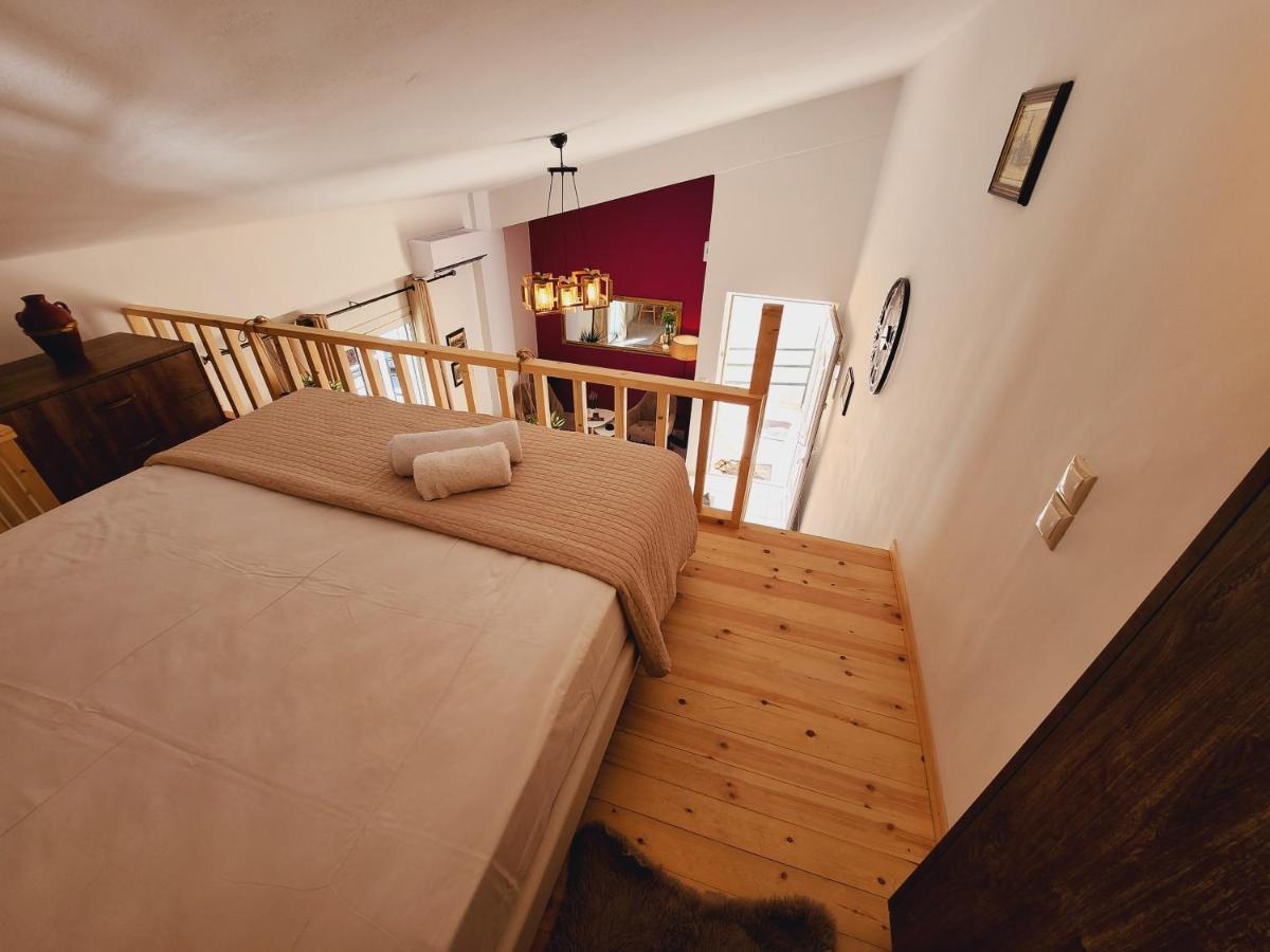 Luxury Loft Apartment Vivian Patras Extérieur photo